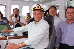 Baldez participa da primeira viagem do Catamarã Ferry fabricado no Maranhão