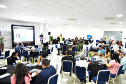 Cerca de 100 empresários participam e aproveitam oportunidades de financiamento em encontro promovido pela FIEMA 